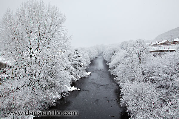 Afon Tawe in Pontardawe Afon Tawe in Pontardawe